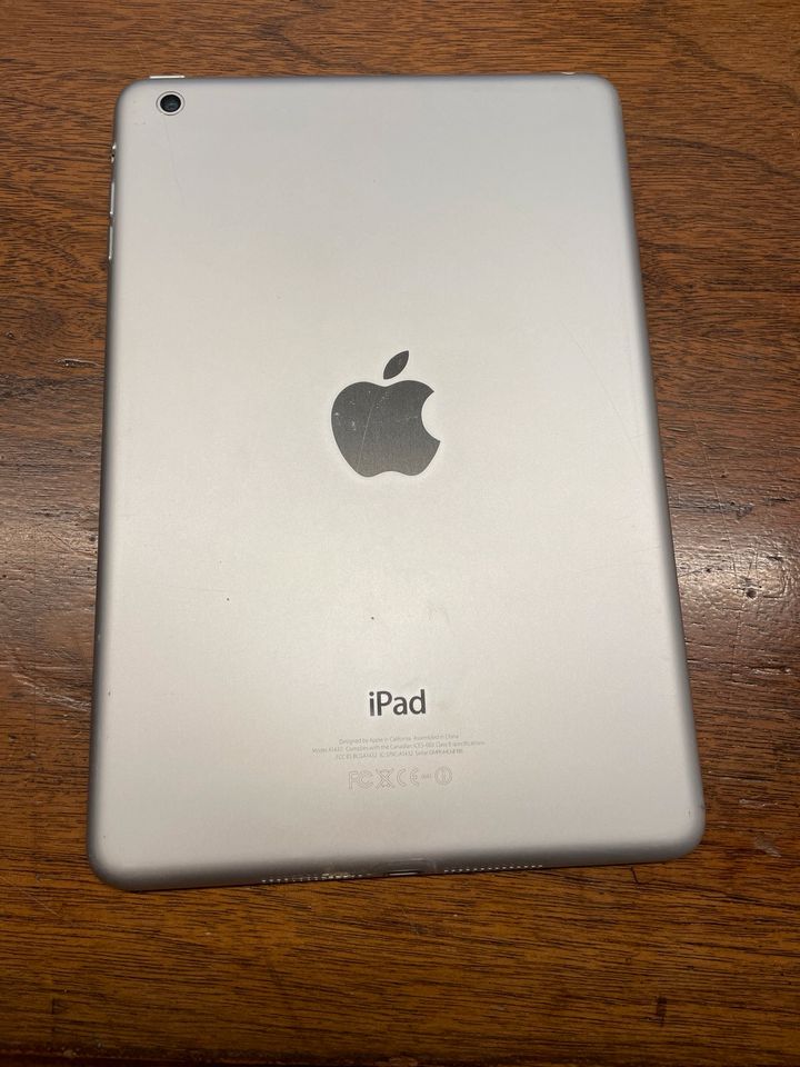 iPad mini, 1. Generation, A1432, 12 GB in Großbeeren