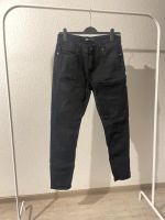 Zara Jeans Slim Fit mit Cut outs Größe 34 Brandenburg - Kyritz Vorschau