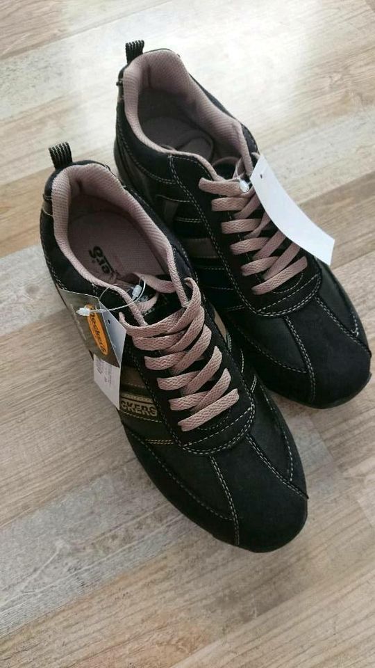 Dockers Halbschuh Sneaker Gr. 41 in Kall