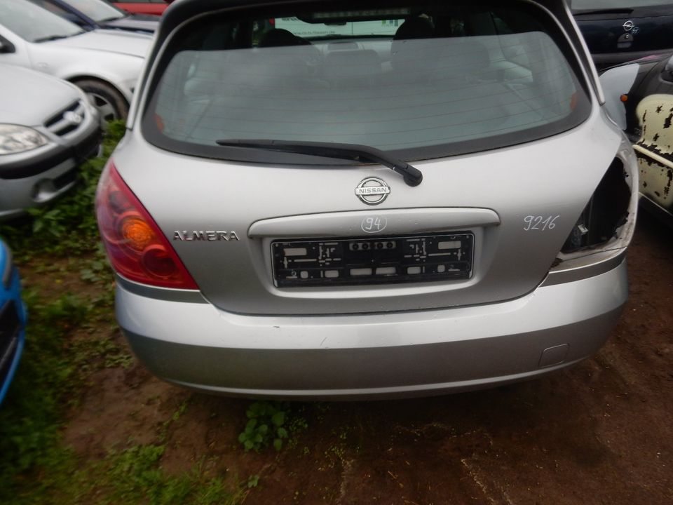 Nissan Almera Ersatzteileträger 1.5 72Kw 100Ps VN9216 in Heilsbronn