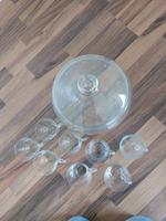 Bowlebehälter aus Glas mit 8 Bowlegläsern Niedersachsen - Uetze Vorschau