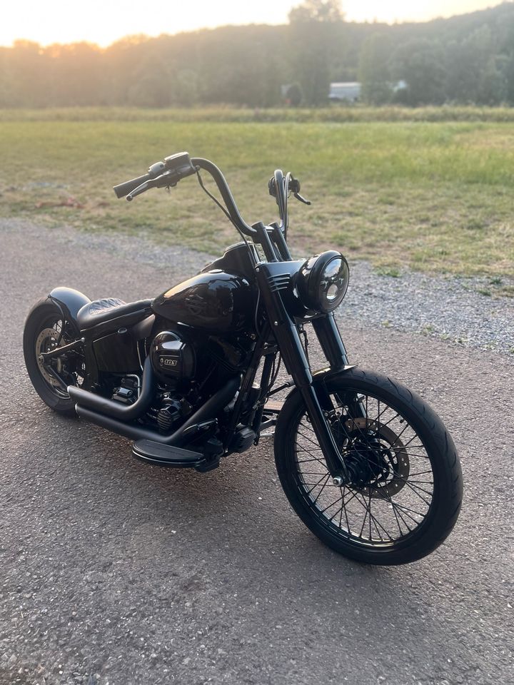 Harley Davidson Softail Slim Bobber 103 in Reutlingen