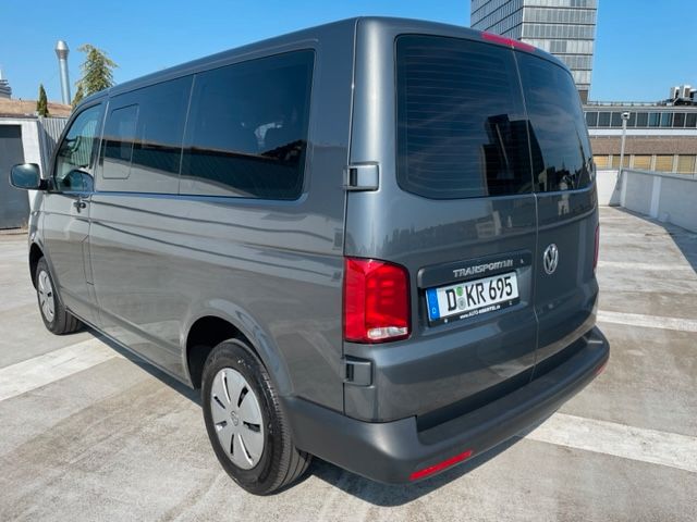 RENT A CAR - VW Bus 9-Sitzer ab 129,00 EUR inkl. 300km/Tag in Düsseldorf