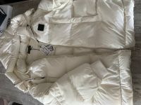 Armani Daunenwinterjacke beige, Gr. XXL Bayern - Bayreuth Vorschau