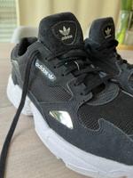 ♡ ADIDAS Falcon Sneaker Größe 38 / US 5,5 ♡ Nordrhein-Westfalen - Hilden Vorschau