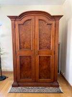 Vintage Echtholz Kleiderschrank 60x125x190cm aus Italien Berlin - Neukölln Vorschau