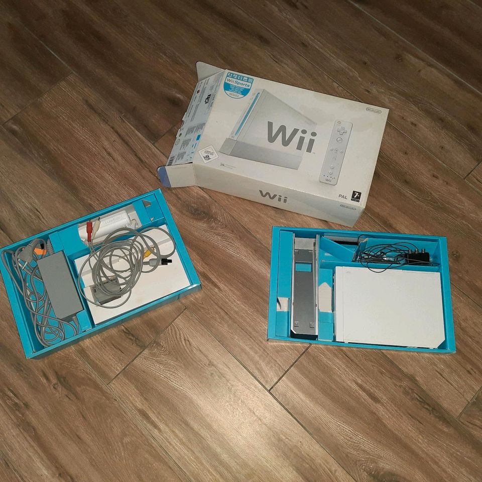 Nintendo Wii mit Festplatte und über 300 Spielen in Herne
