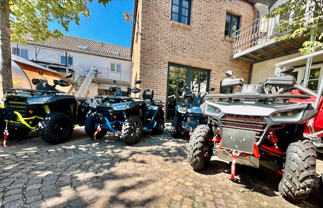 Quad ATV SEGWAY Snarler 600GL-D AT6 L in Dorfen