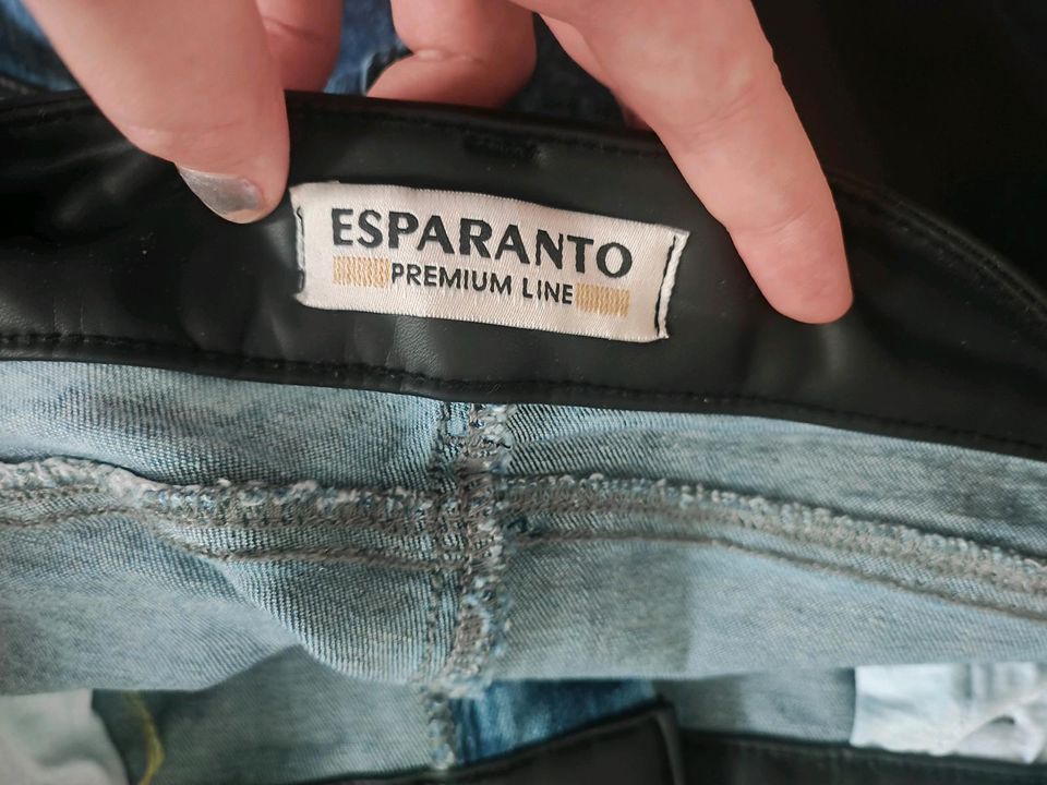 Originale Esparanto Jeans 44 in Blaubeuren