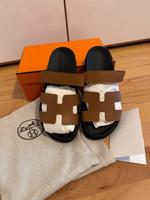 Neu Hermés Sandalen Chypre Damen Naturel Braun Beige 40 Hermes Bayern - Deggendorf Vorschau