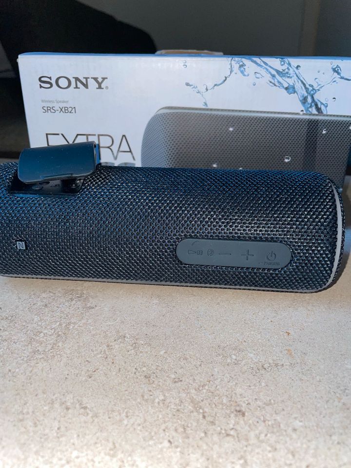 Sony SRS-XB21 Bluetooth-Lautsprecher in Coburg