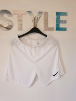 Nike kurze Hose Shorts Gr. S weiß  wie neu Bayern - Pocking Vorschau