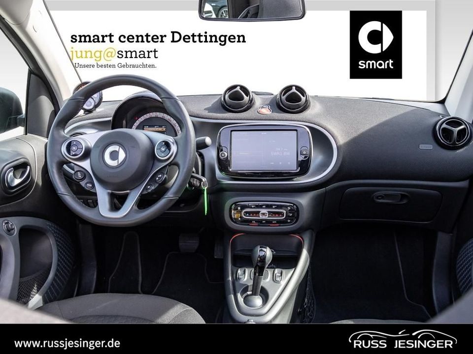 Smart EQ fortwo cabrio passion 22kW *Exclusive*LED*Cam in Dettingen unter Teck