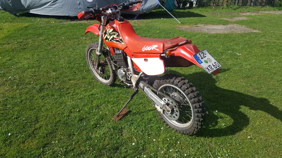 Honda XR 600R, EZ 8/1989, läuft gut, darf laut in Winseldorf