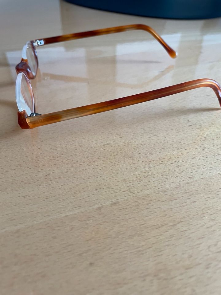 Lesebrille Halbglas Brillengestell in Meppen