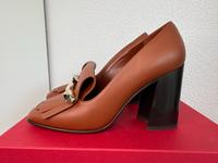 Valentino Garavani High Heels Loafer Uptown Braun Gr. 38,5 Top Zu Baden-Württemberg - Konstanz Vorschau