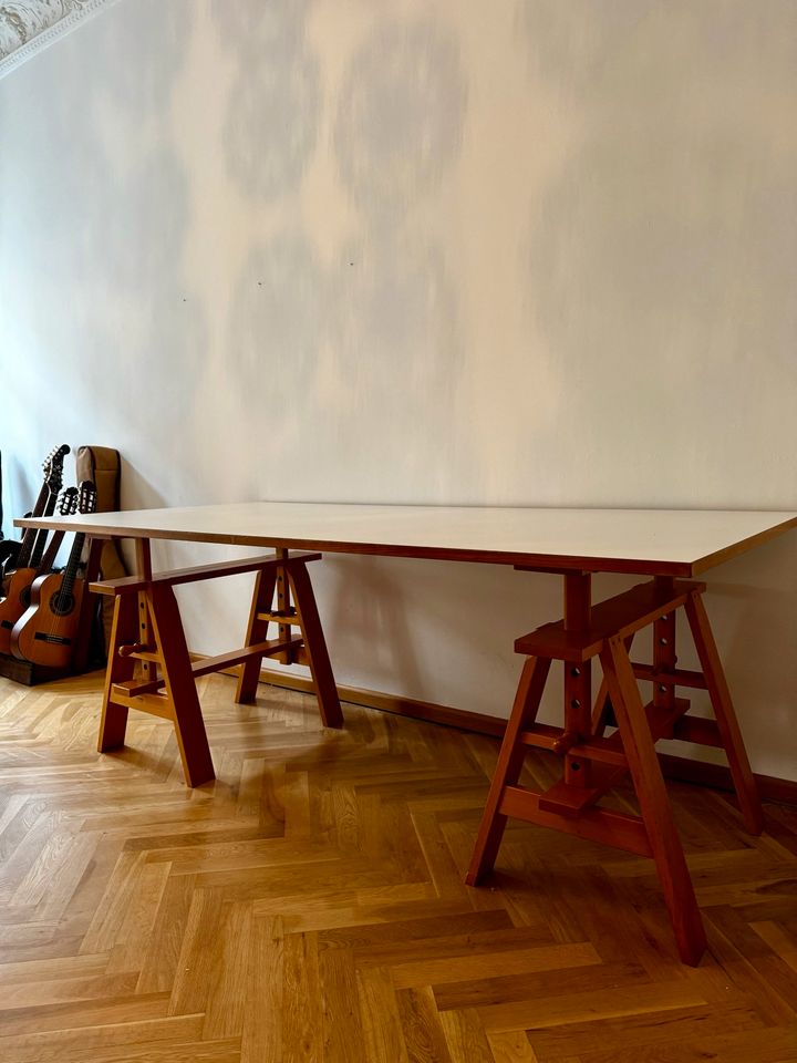 Zanotta Leonardo Arbeitstisch - Atelier - Italienisches Design in Leipzig