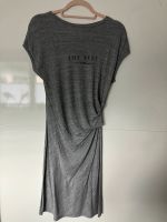 Mango T-Shirt Kleid Longdress grau Statement-Shirt Gr. S 36 Nordrhein-Westfalen - Oberhausen Vorschau