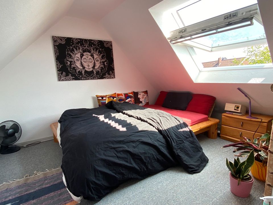 Gemütliche Dachgeschoss Wohnung in Bielefeld Schildische in Bielefeld