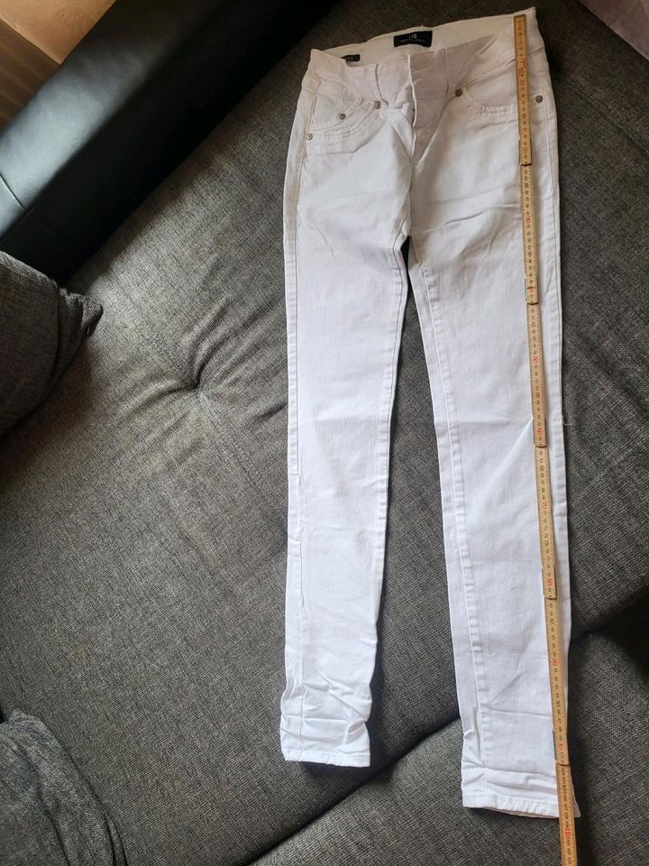 LTB jeans weiß Damen Gr 27/36 in Salzwedel