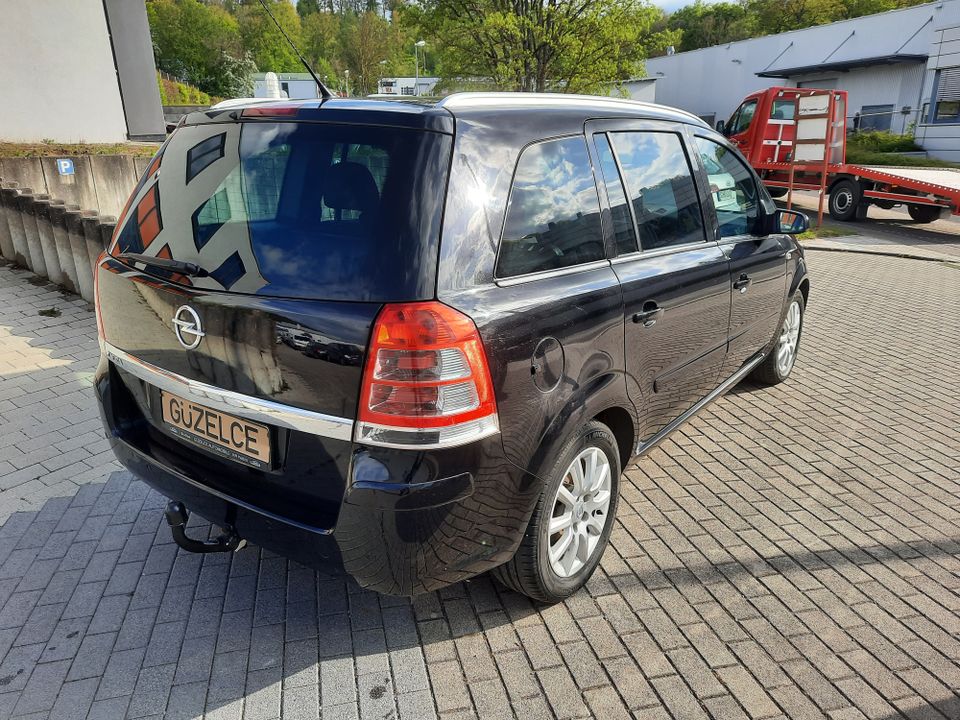 Opel Zafira 1.8 INNOVATION "110 Jahre" 7 Sitze/ AHK/ TEILLEDER in Maulbronn