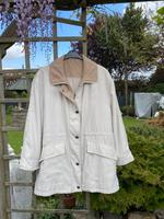 Damen- Sommerjacke Jacke, hell, Kragen dunkel abgesetzt, Gr.48 Nordrhein-Westfalen - Wegberg Vorschau