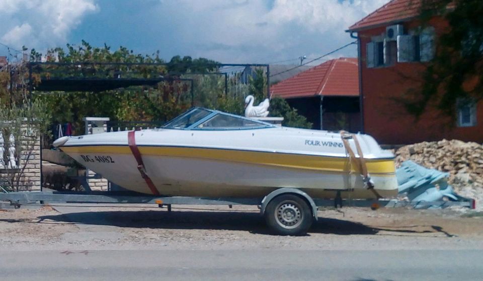 ☀️Sportboot Fourwinns Bowrider Boot mit Trailer  Bayliner Maxxum in Erbach