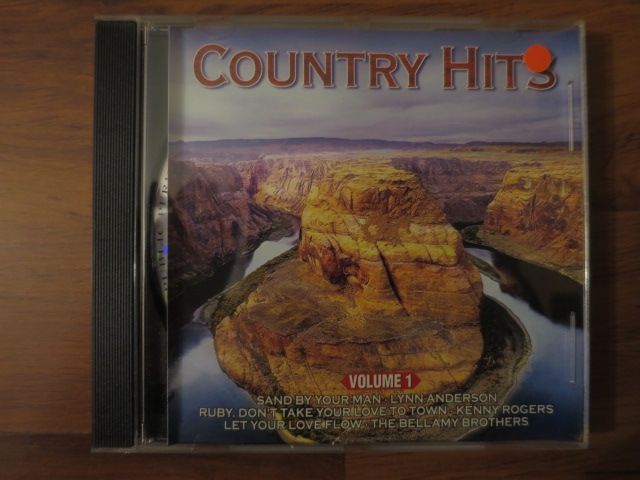 CDs: 5 Sampler Country Hits, je in Berlin