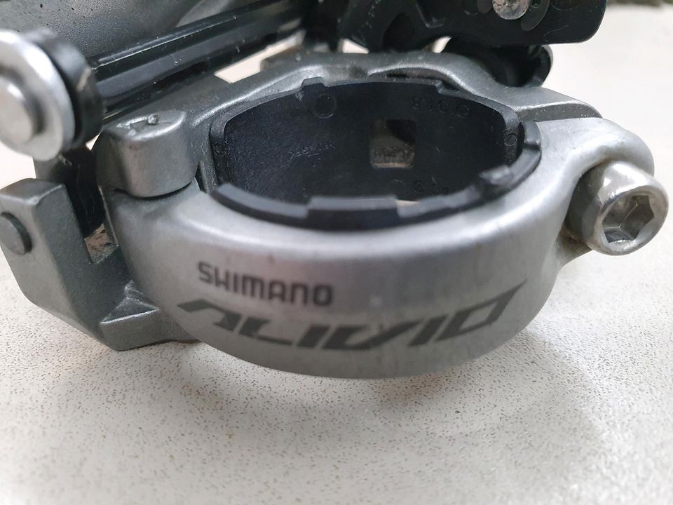 Shimano Alivio 3-fach Umwerfer in Bad Hersfeld