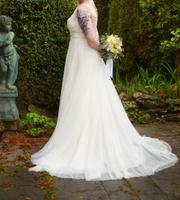 Romantisches Brautkleid in Ivory/Nude – Größe 44 Bayern - Strullendorf Vorschau