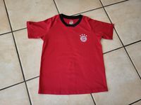 FC Bayern Trikot Rot Gr. 140 4 Sterne Baden-Württemberg - Deckenpfronn Vorschau