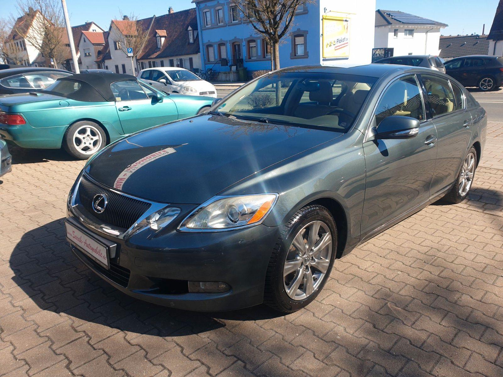 Abbildung des Autos Lexus GS 300 fast Vollau…