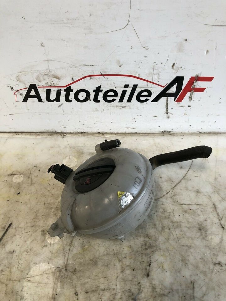 Audi A3 VW Golf 7 Seat Skoda Ausgleichsbehälter 5Q0121407F Kühlmittel  Behälter, Kühlung, Antrieb & Motor