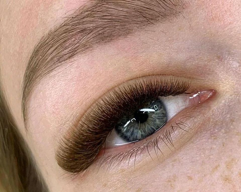 Wimpernverlängerung,Wimpernlifting & Browlifting = 5 Zertifikate in Hattingen