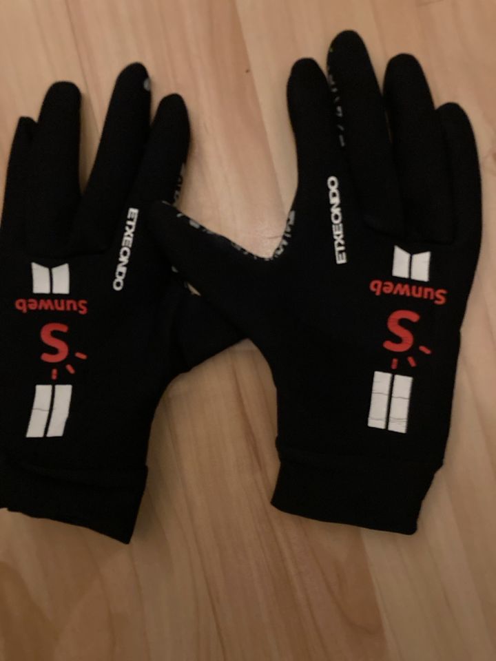 Neopren Handschuhe Radsport Etxeondo Gr. XL Sunweb in Hannover