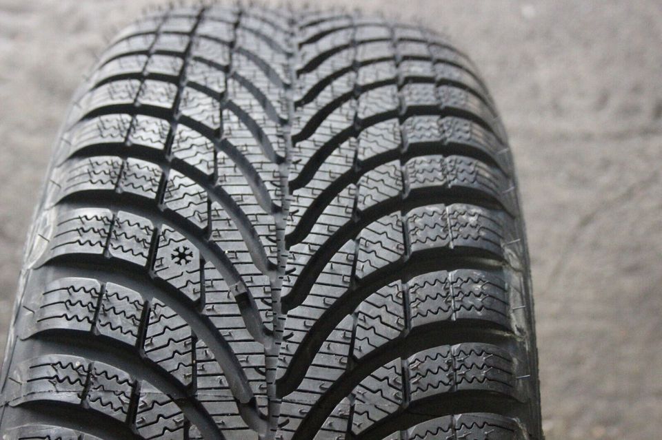 VW Fox 5Z Alufelgen WInterräder 195/55R15 85H neue WInterreifen in Kevelaer