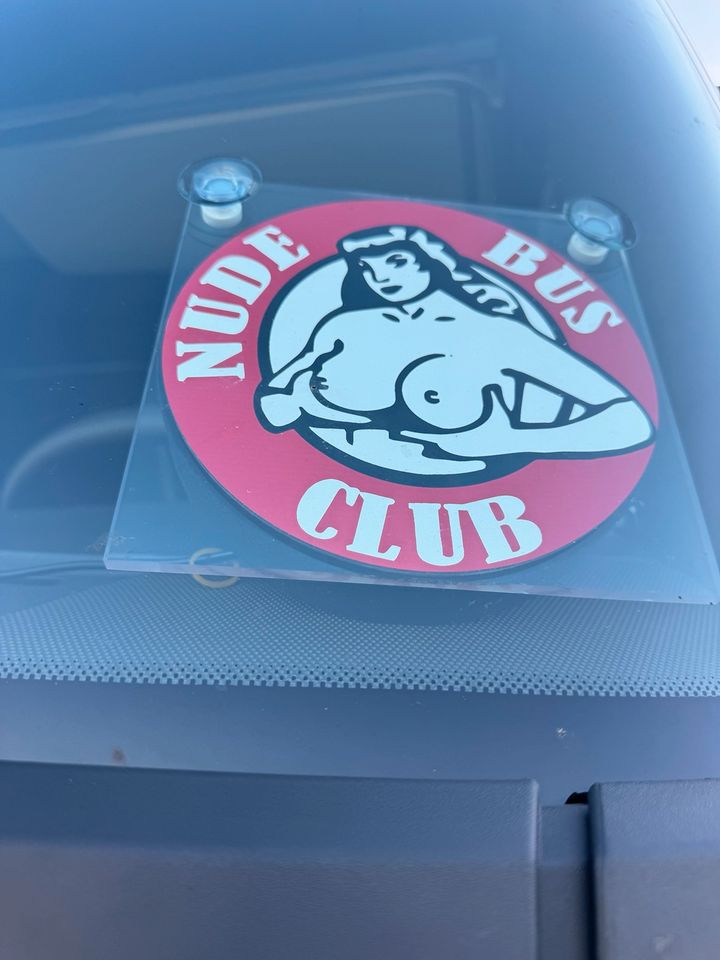 Leuchtkasten/LED Schild  17x17 "Nude Bus Club" in Buchen (Odenwald)