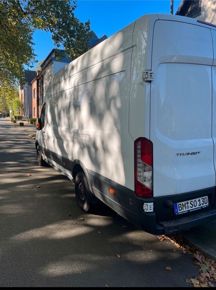 Transporter Vermietung / ford Transit mieten in Bochum