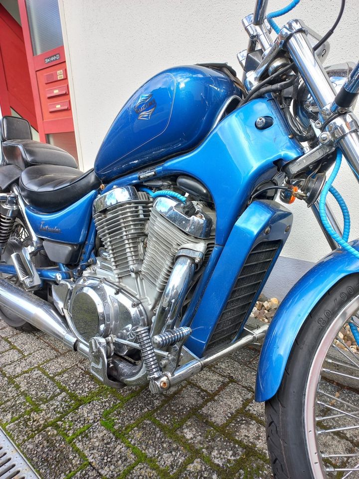 Suzuki vs 750 in Köln