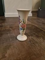 Wunderschöne hochwertige Vase Porzellan Alka Blumenmotiv Goldrand Nordrhein-Westfalen - Herford Vorschau