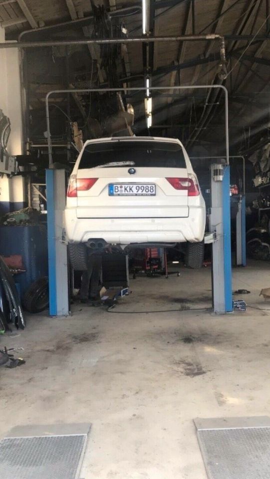 Autoinstandsetzung PKW Fahrzeug Reparatur Werkstatt in Berlin
