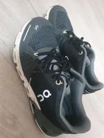 on cloud sneaker gr 36.5 Baden-Württemberg - Kornwestheim Vorschau
