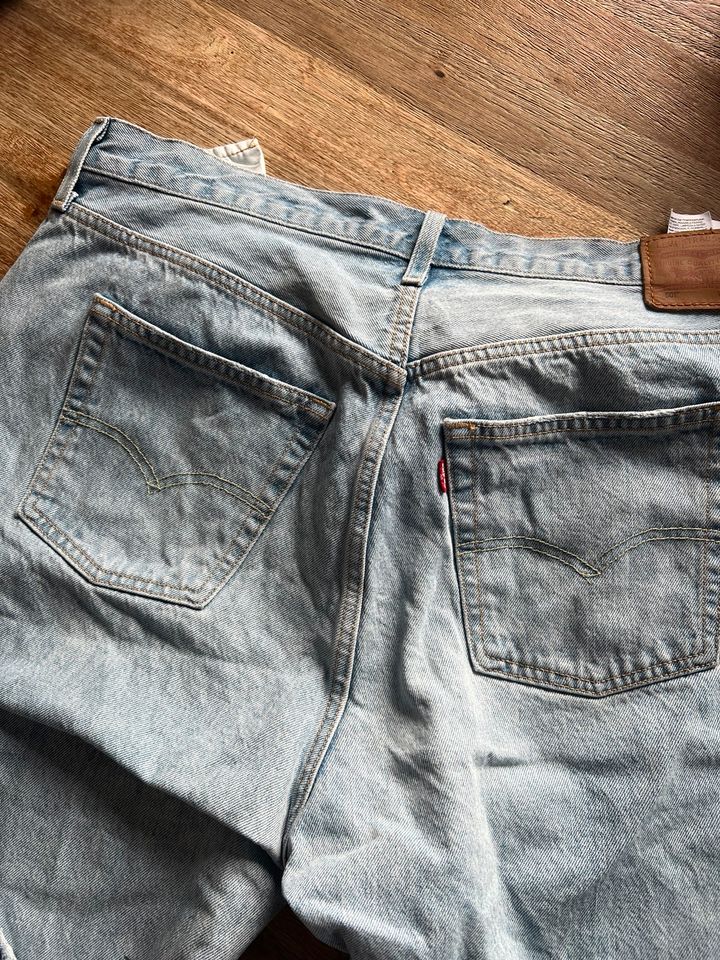 Levis 501 Jeans Damen knöchellang Stone washed in Poing