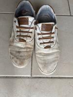 Gern getragene weiße Sneaker Hessen - Homberg Vorschau