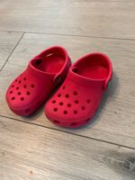 CROCS Mädchen Sandalen, Größe 22 / 23 Nordrhein-Westfalen - Medebach Vorschau