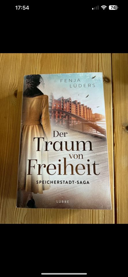 „Der Traum von Freiheit“ Buch von Fenja Lüders in Mittelangeln