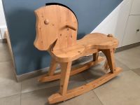 Schaukelpferd aus Holz, massiv, handmade Niedersachsen - Celle Vorschau