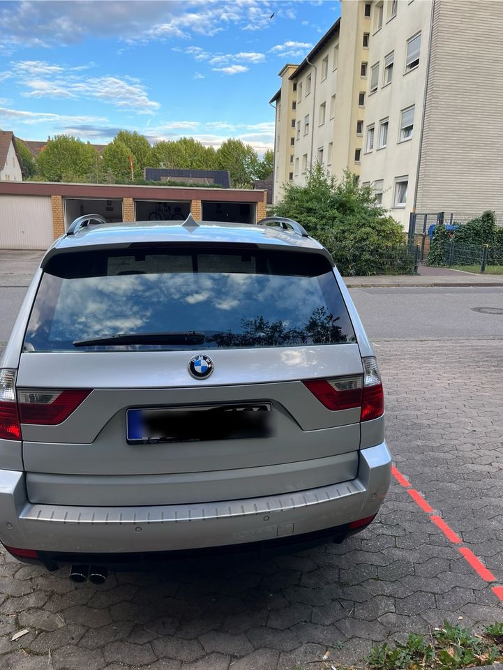 Bmw x3 e83 mit frischen TÜV in Seelze