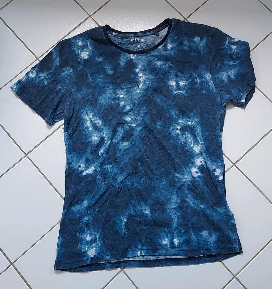 T Shirt Gr M blau in Solingen