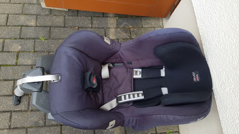Britax Römer Kindersitz fürs Auto, Autositz mit Isofix 9-18kg in Struppen